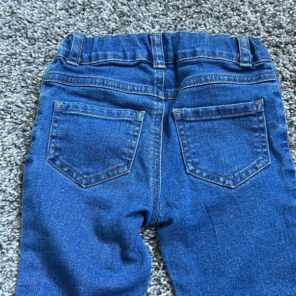 Garanimals toddler girl jeans size 4T with adjustable waist and snap closure - Picture 4 of 7